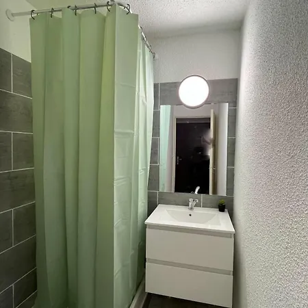 T2 ,4 Couchages ,climatise ,terrace ,en Face D'aqualand ,plage Rochelongue Apartment *